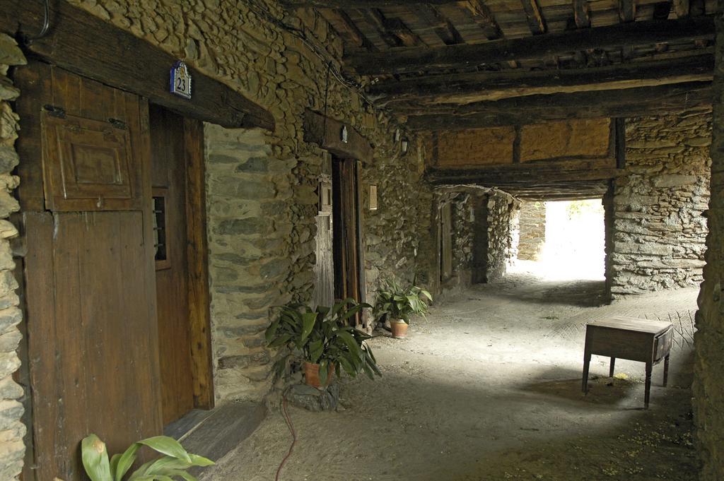 Los Balcones Del Rio Robledillo De Gata Værelse billede